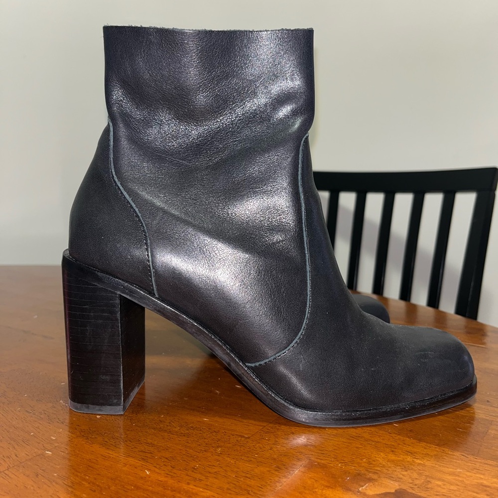 Sofft Black Leather Heeled Boots